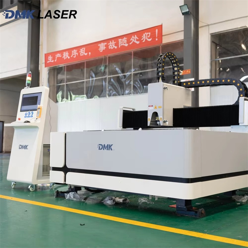 Single Table TQL-F3000-3015 Op - Industrial Laser Cutter For Metal recensione e prezzo