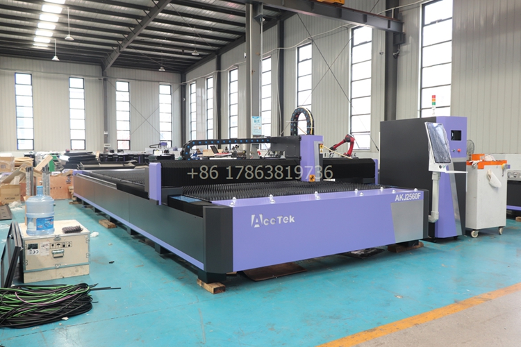 6000 Watt Fiber Laser Cutting  - Industrial Laser Cutting Machine recensione e prezzo