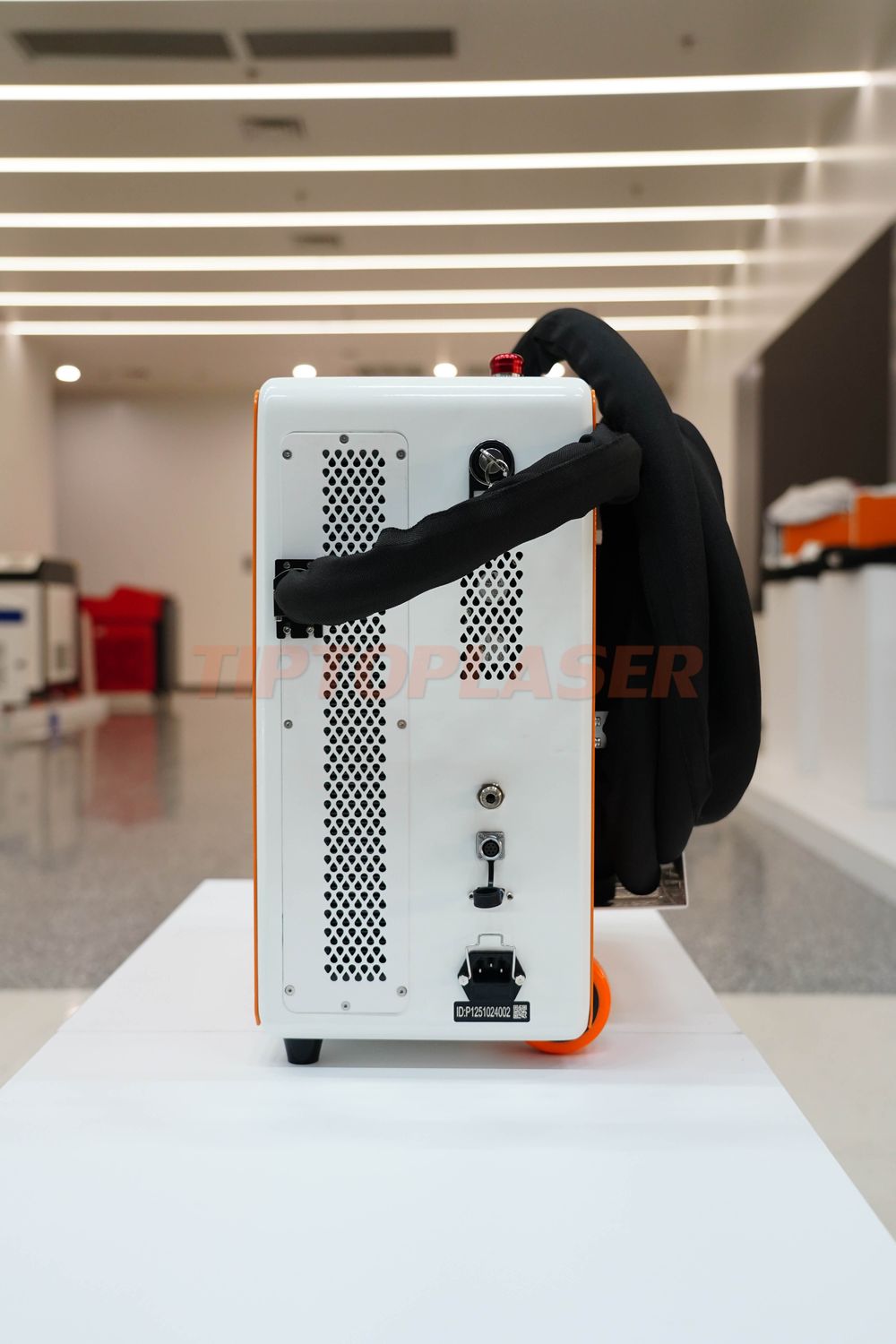 28KG 500W Pulse Portable Laser - Industrial Laser For Sale recensione e prezzo
