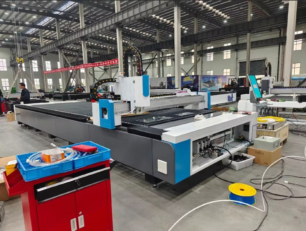 Industrial 3000W CNC Fiber Las - Industrial Laser Cutter For Metal recensione e prezzo