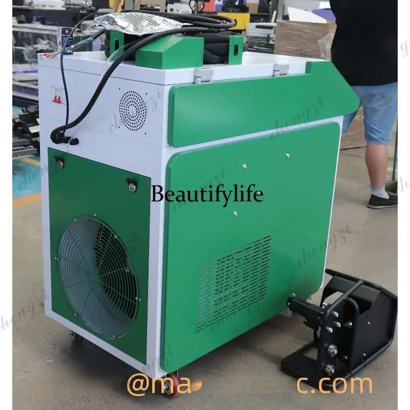 f182 3000W Handheld Fiber Lase - Handheld Laser Welding Machine recensione e prezzo