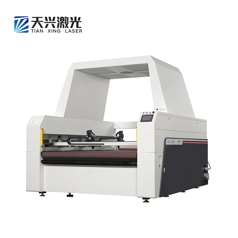 1814 Industrial Non-woven Fabr - Industrial Laser Fabric Cutting Machine recensione e prezzo