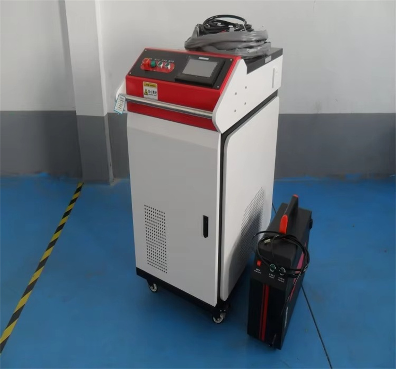 Handheld 3000W Fiber Laser Wel - Industrial Laser Welding Machine Hand Held recensione e prezzo
