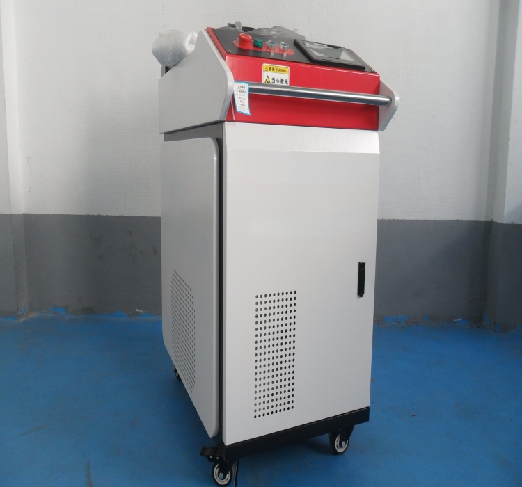 Handheld 3000W Fiber Laser Wel - Industrial Laser Welding Machine Hand Held recensione e prezzo